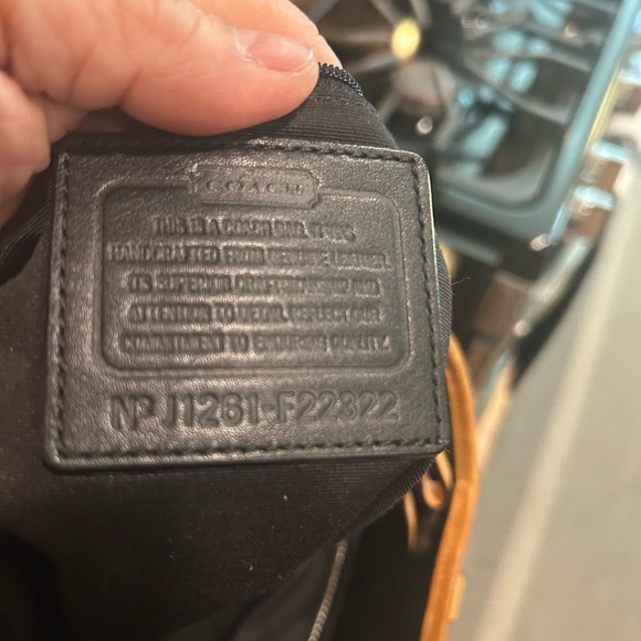 Coach Peyton Embossed Black Patent Leather Medium Tote F22322 - Picture 8 of 9